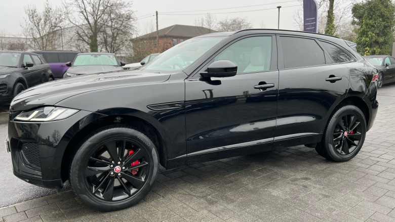 Jaguar F-Pace 2.0 D200 R-Dynamic Black 5dr Auto AWD Diesel Estate